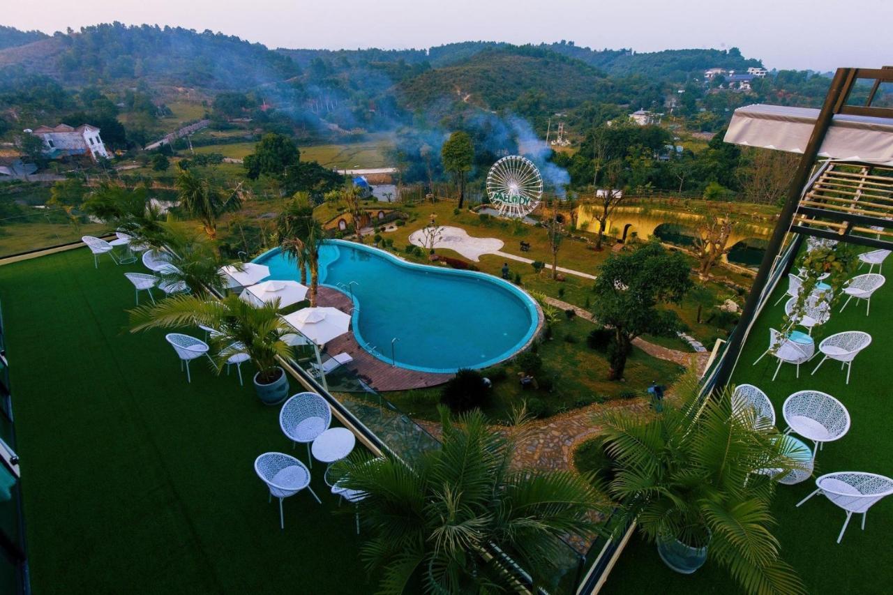 Melody Retreat - Venuestay Hoa Binh Bagian luar foto